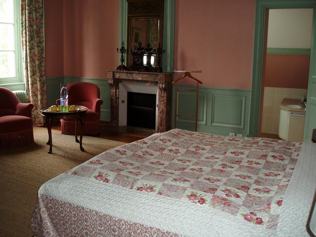 Chateau Des Poteries Fresville Eksteriør bilde